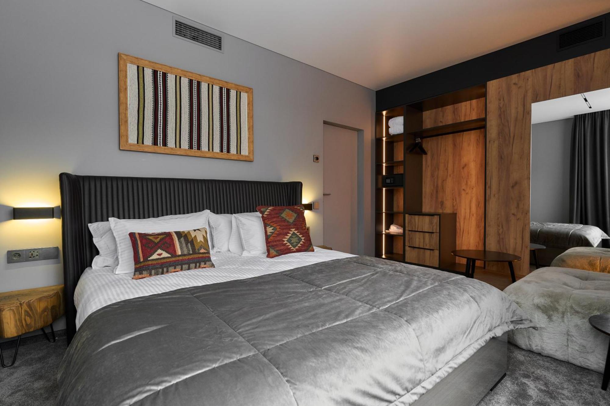 Twins Hotel & Spa Bukovel Eksteriør billede